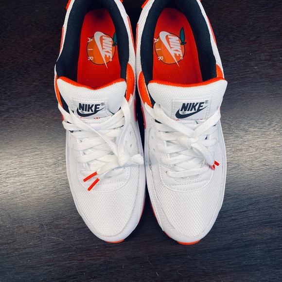 NEW Size 12 - Nike Air Max 90 White Max Orange  CLEAN - Picture 3 of 7